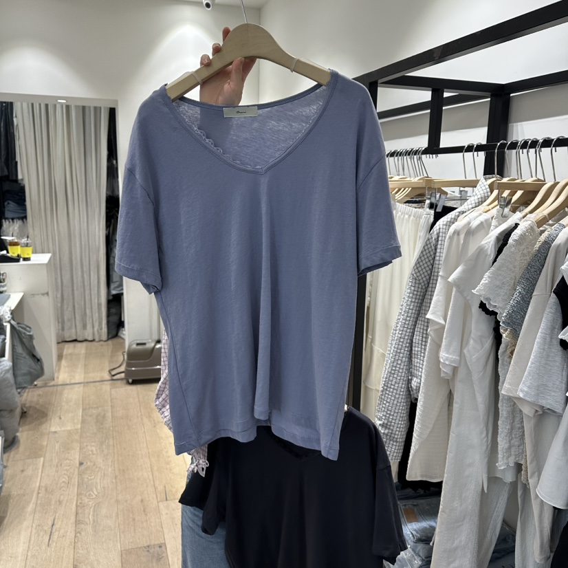 BRUNI/RICOTTA韓國東大門直郵女裝新品時尚人氣熱賣職業T恤BRUNI/RICOTTAT恤圖色1