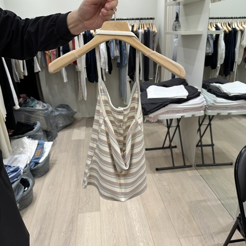 NOTTINGHAM/AVECNOUS/MODEST韓國直郵實拍女裝新款人氣吊帶背心不含內搭NOTTINGHAM/AVECNOUS/MODEST吊帶/背心