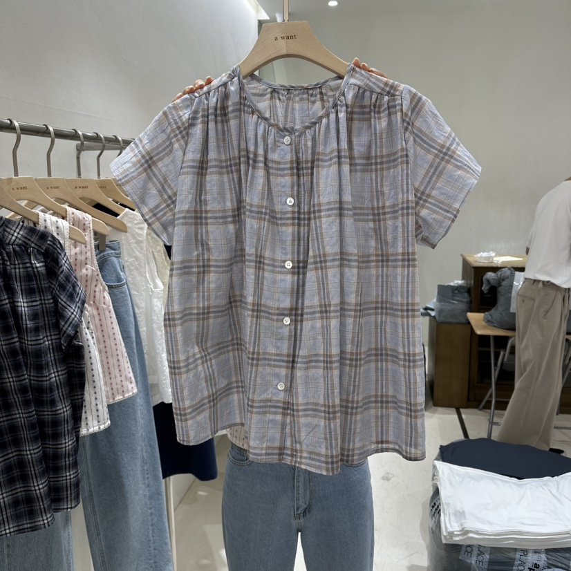 A WANT韓國直郵女裝新品時尚推薦26春夏襯衫蕾絲衫格子褶皺A WANT襯衫/蕾絲衫圖色1