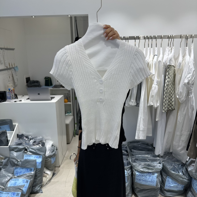 RICH SISTER韓國東大門直郵女裝新品休閑推薦職業熱賣T恤RICH SISTERT恤圖色2