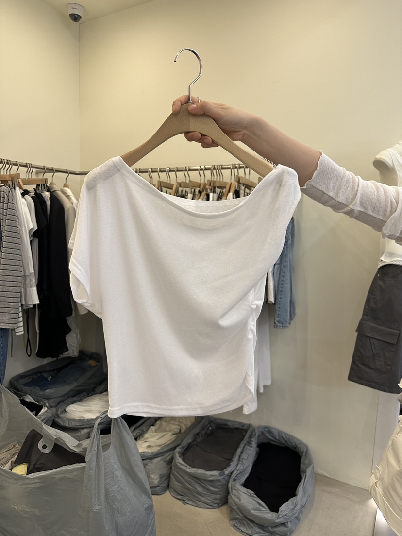 MONDAYMORING韓國東大門代購女裝新款熱賣休閑時尚人氣T恤MONDAYMORINGT恤圖色1