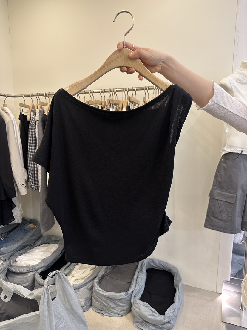 MONDAYMORING韓國東大門代購女裝新款熱賣休閑時尚人氣T恤MONDAYMORINGT恤圖色3