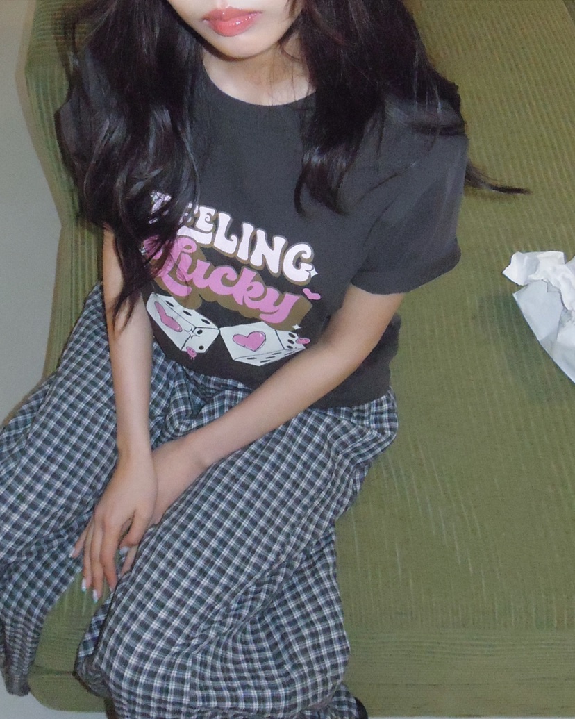 LIVE AID-P韓國代購女士新品26春夏推薦職業熱賣休閑T恤LIVE AID-PT恤