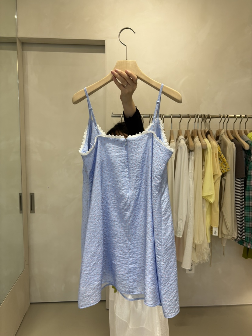 LIVE AID-P韓國直郵女裝新款人氣推薦熱賣真品休閑連衣裙LIVE AID-P連衣裙