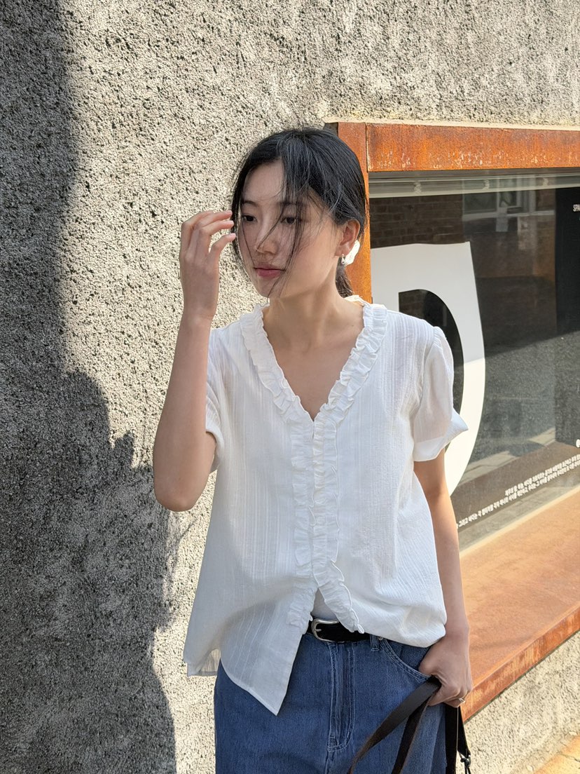 AMY GRACE-A韓國東大門代購女士新款推薦休閑襯衫蕾絲衫AMY GRACE-A襯衫/蕾絲衫