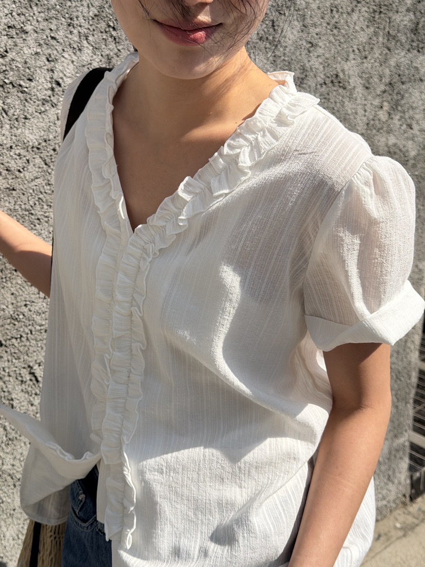 AMY GRACE-A韓國東大門代購女士新款推薦休閑襯衫蕾絲衫AMY GRACE-A襯衫/蕾絲衫