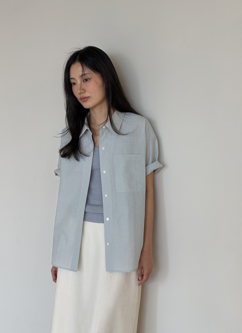 AMY GRACE-A韓國東大門代購女裝新款推薦人氣襯衫蕾絲衫AMY GRACE-A襯衫/蕾絲衫