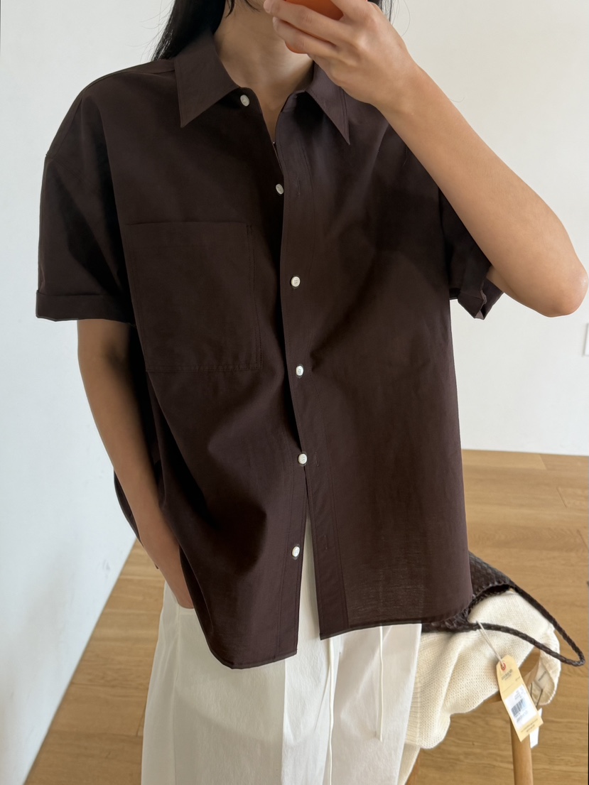 AMY GRACE-A韓國東大門代購女裝新款推薦人氣襯衫蕾絲衫AMY GRACE-A襯衫/蕾絲衫