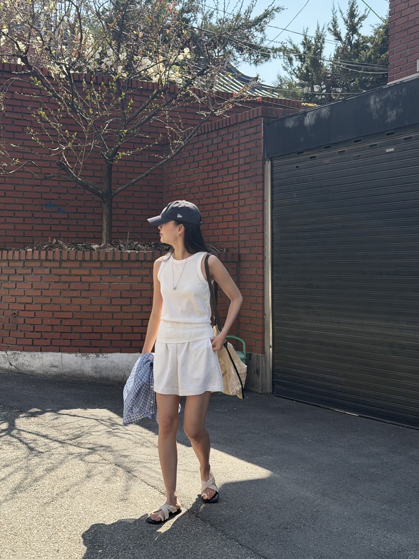 AMY GRACE-A韓國直郵女裝新款人氣26春夏，26夏季吊帶背心AMY GRACE-A吊帶/背心