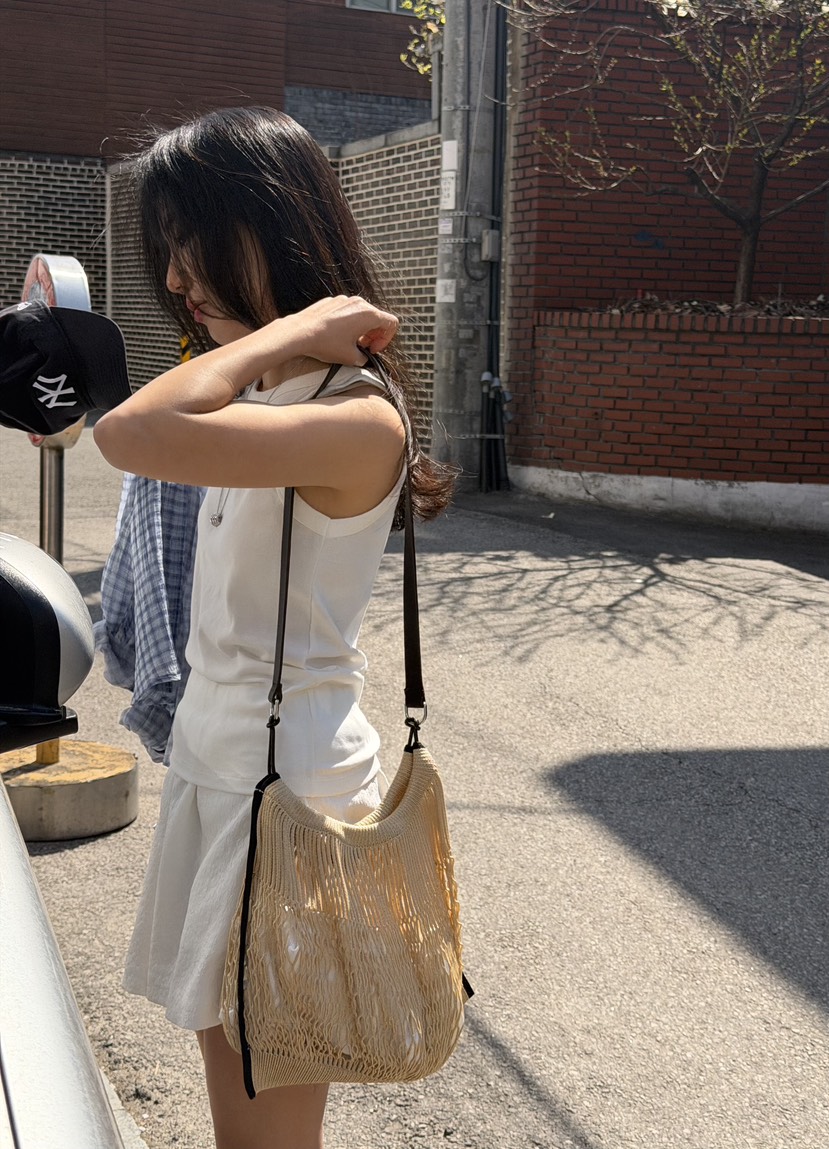 AMY GRACE-A韓國直郵女裝新款人氣26春夏，26夏季吊帶背心AMY GRACE-A吊帶/背心