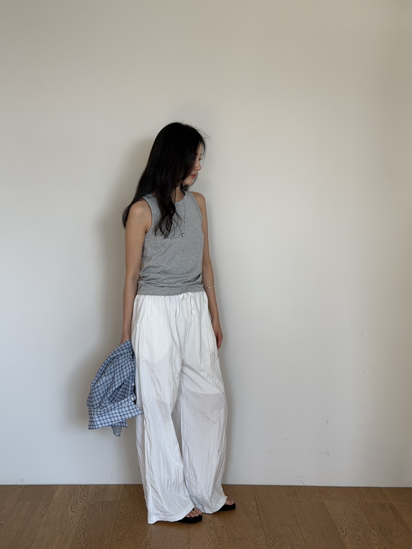 AMY GRACE-A韓國直郵女裝新款人氣26春夏，26夏季吊帶背心AMY GRACE-A吊帶/背心