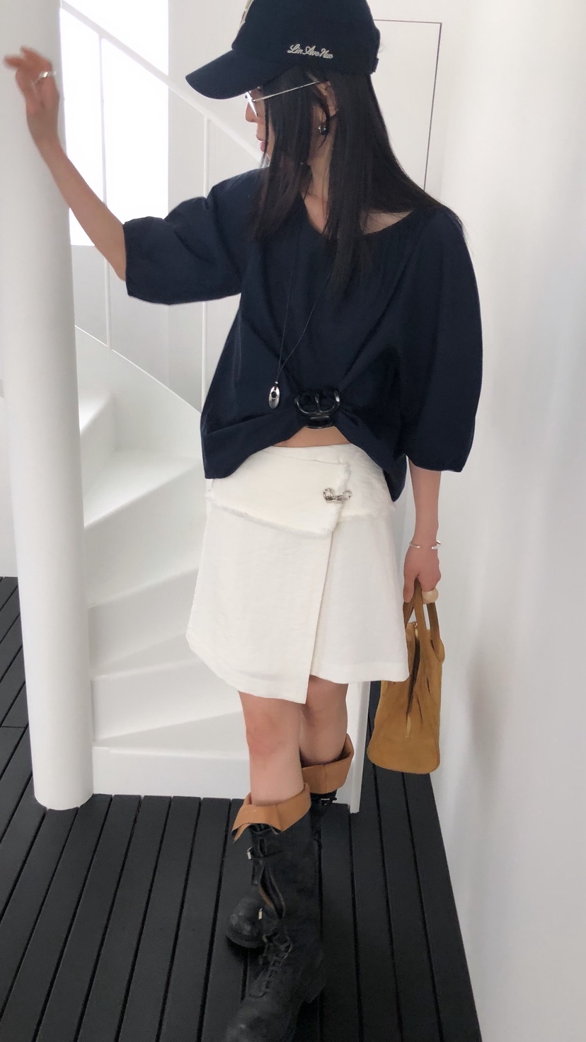 OVER RICH韓國東大門代購女裝新品推薦人氣26春夏，26夏季短裙OVER RICH短裙