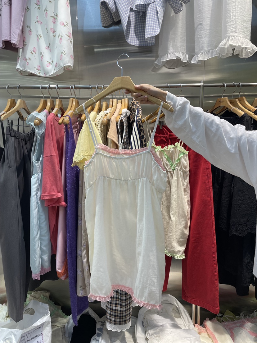 MENDL S韓國東大門直郵女士新款熱賣26春夏，26夏季吊帶背心紗布MENDL S吊帶/背心