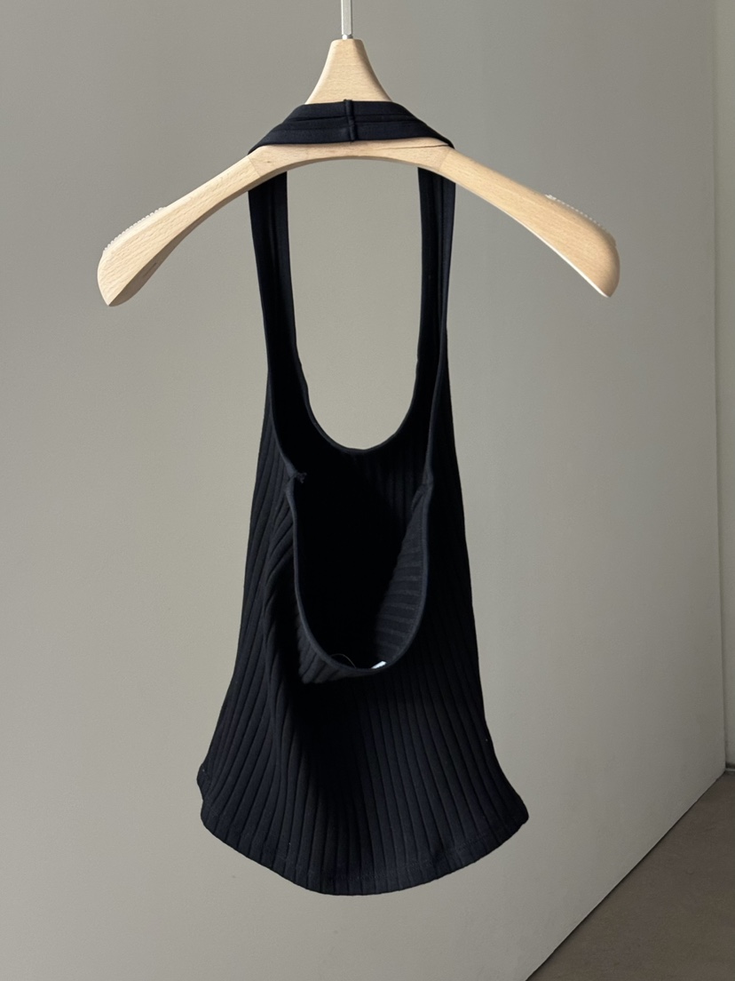 LOWBURN韓國直郵實拍女裝新品職業時尚熱賣26春夏，26夏季吊帶背心LOWBURN吊帶/背心