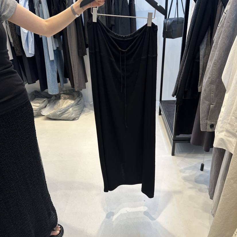 OSOO東大門實拍韓國女裝新款休閑人氣26春夏，26夏季長裙OSOO長裙圖色2黑色