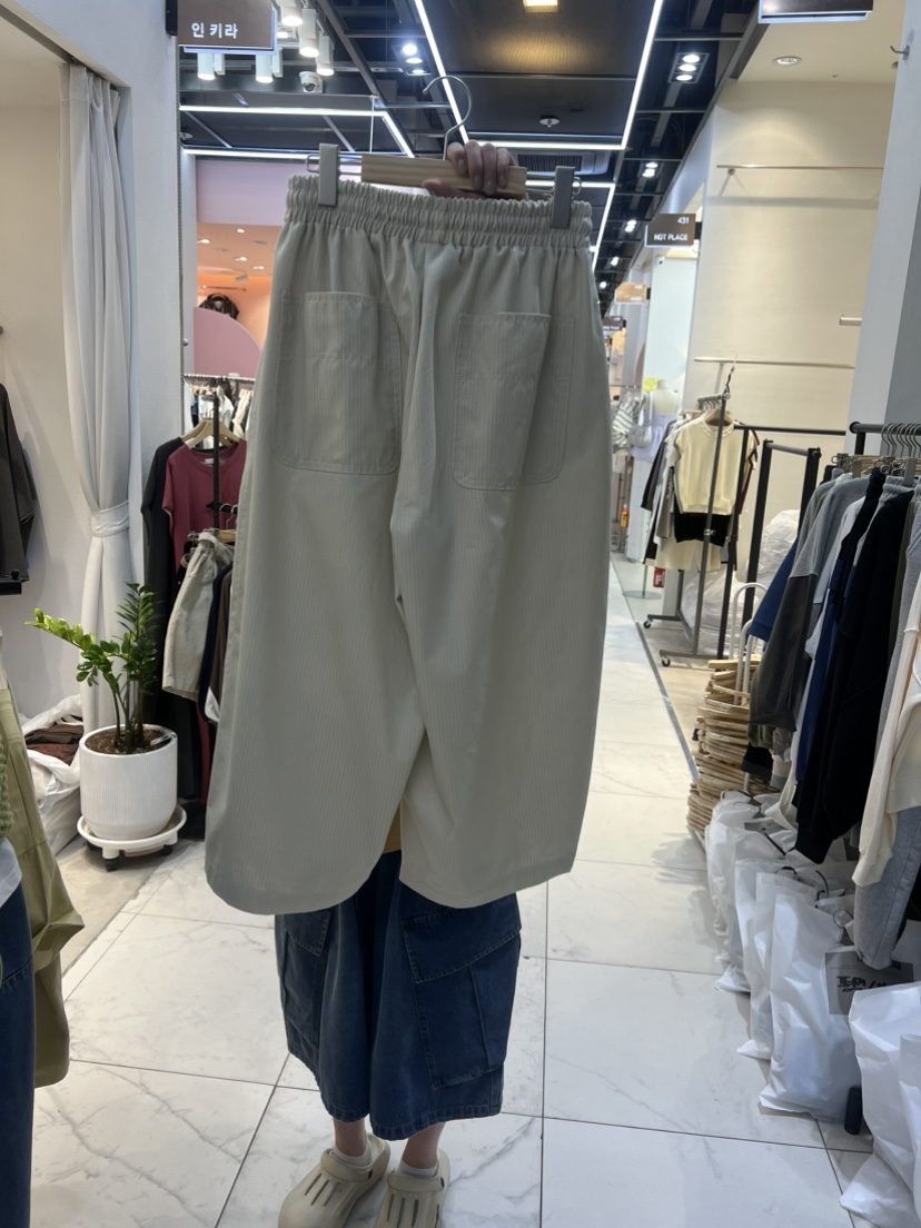 IN KIRA韓國代購女裝新品推薦時尚26春夏，26夏季休閑褲IN KIRA休閑褲