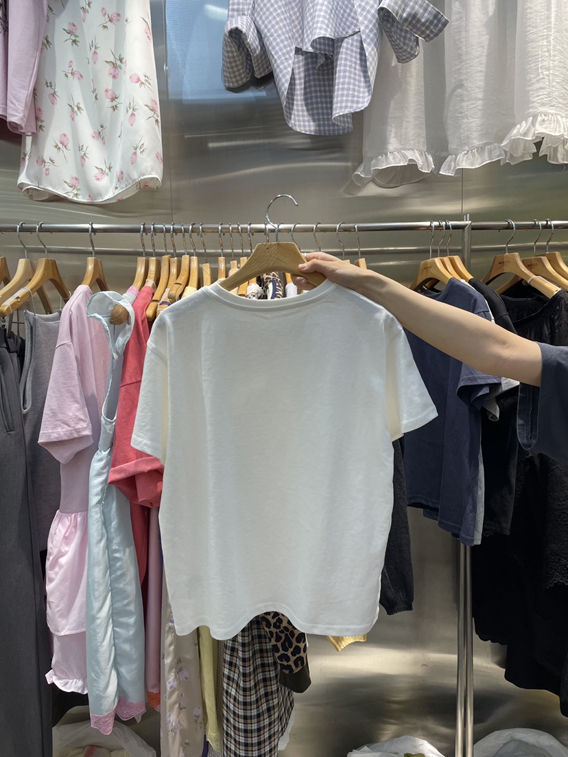 MENDL S東大門實拍韓國女裝新款時尚推薦人氣休閑26春夏，26夏季T恤MENDL ST恤