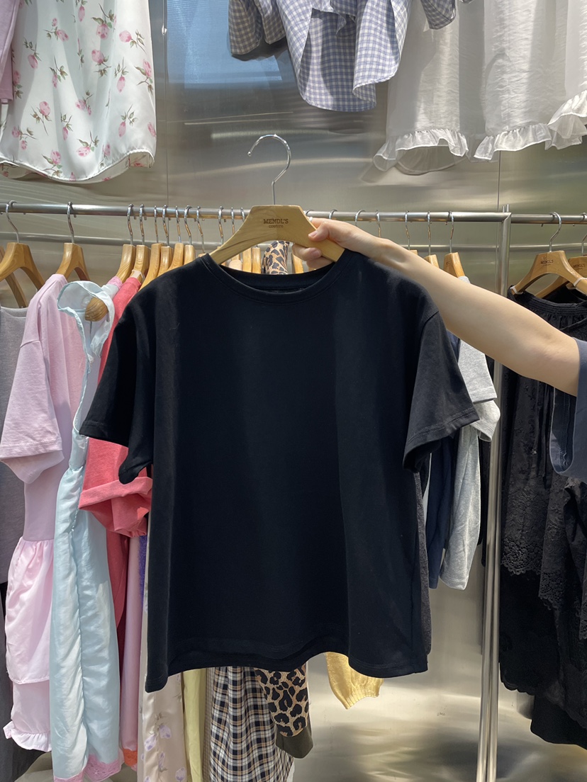 MENDL S東大門實拍韓國女裝新款時尚推薦人氣休閑26春夏，26夏季T恤MENDL ST恤圖色4黑色