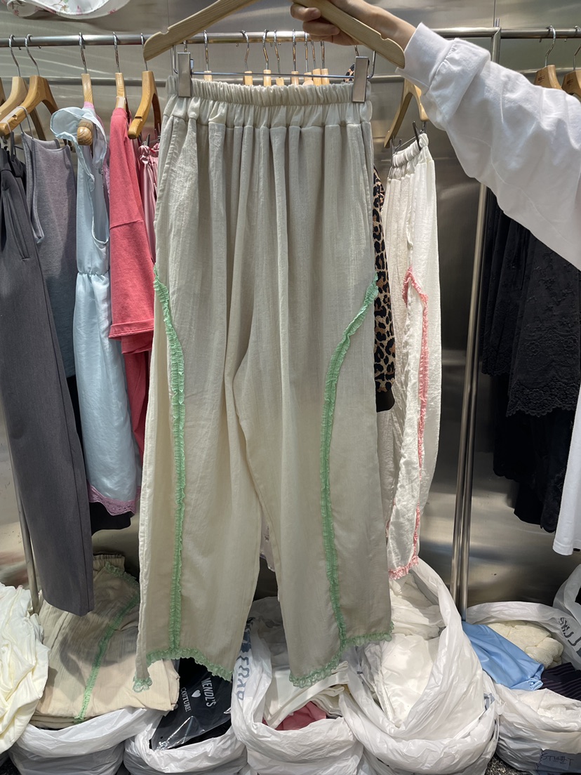 MENDL S韓國東大門代購女裝新品26春夏，26夏季休閑褲蕾絲紗布MENDL S休閑褲圖色2