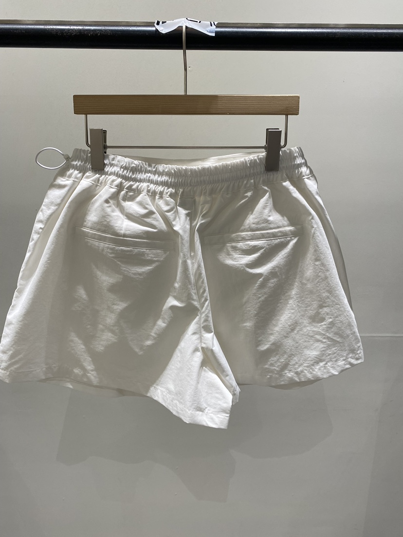 MAC東大門實拍韓國女裝新品推薦休閑職業熱賣26春夏，26夏季短褲THE FORWARD MAC短褲