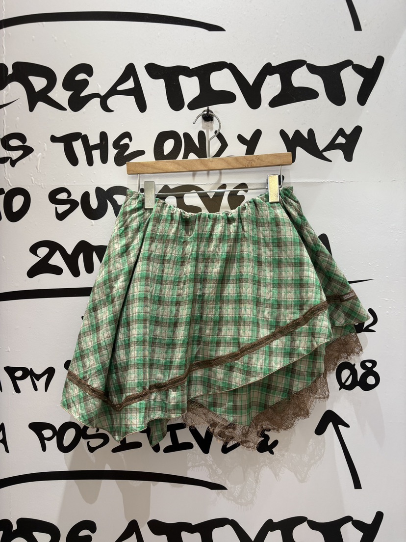 2ND K東大門實拍韓國女士新款熱賣時尚推薦人氣26春夏，26夏季短裙2ND K短裙