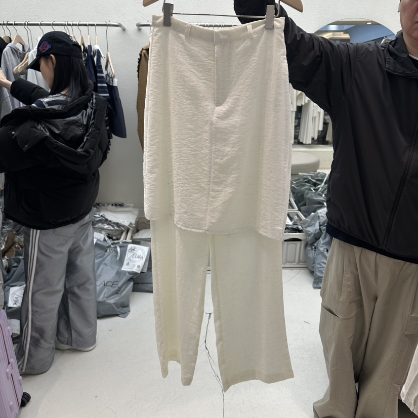 HUMMING BIRD東大門實拍韓國女裝新品人氣26春夏，26夏季裙褲HUMMING BIRD裙褲圖色1