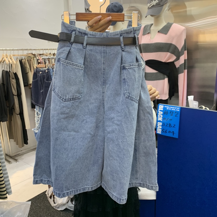 BLACK BABI韓國直郵女裝新款時尚熱賣休閑短褲包含腰帶復古BLACK BABI短褲