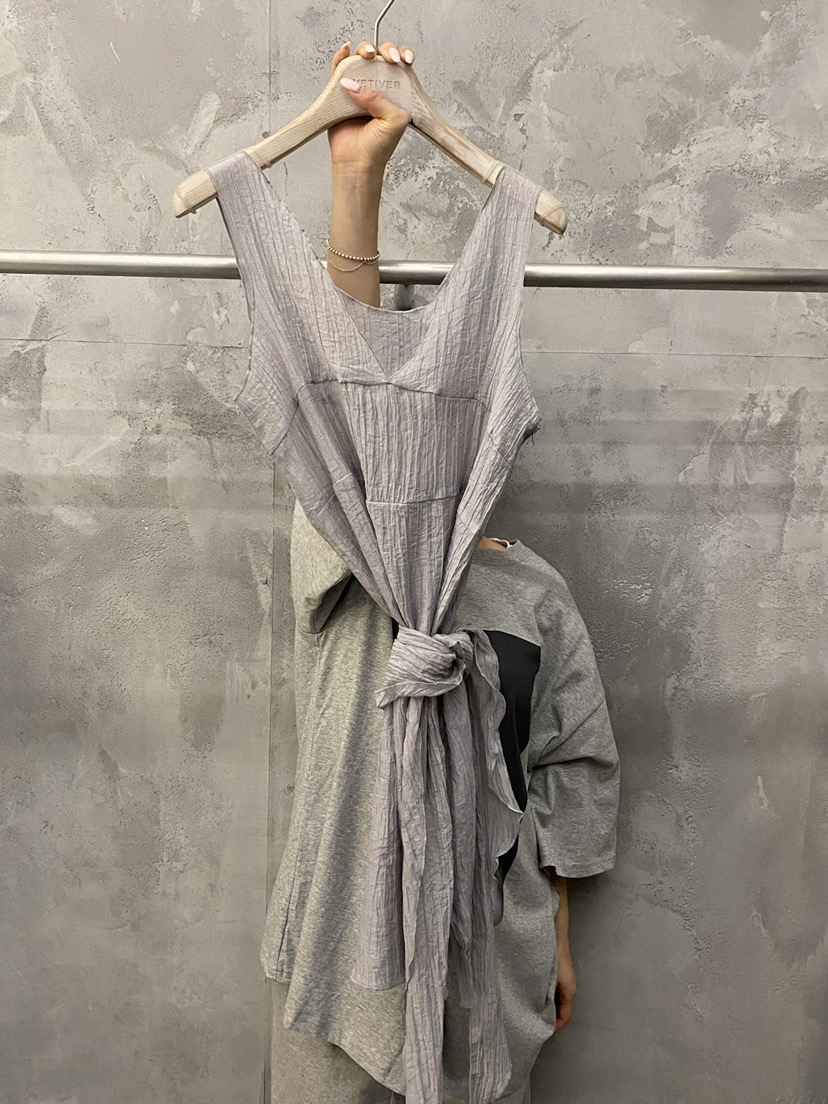 THE VETIVER-A東大門實拍韓國女士新品26春夏，26夏季連衣裙含圍巾VETIVER連衣裙圖色2