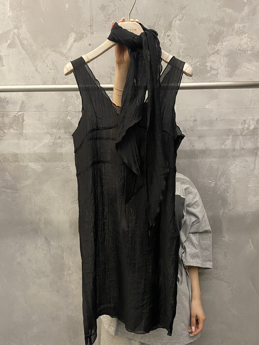 THE VETIVER-A東大門實拍韓國女士新品26春夏，26夏季連衣裙含圍巾VETIVER連衣裙圖色3