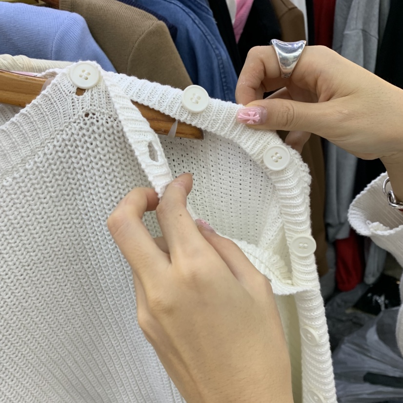 BLACK BABI韓國直郵實拍女士新款26春夏，26夏季推薦針織衫BLACK BABI針織衫