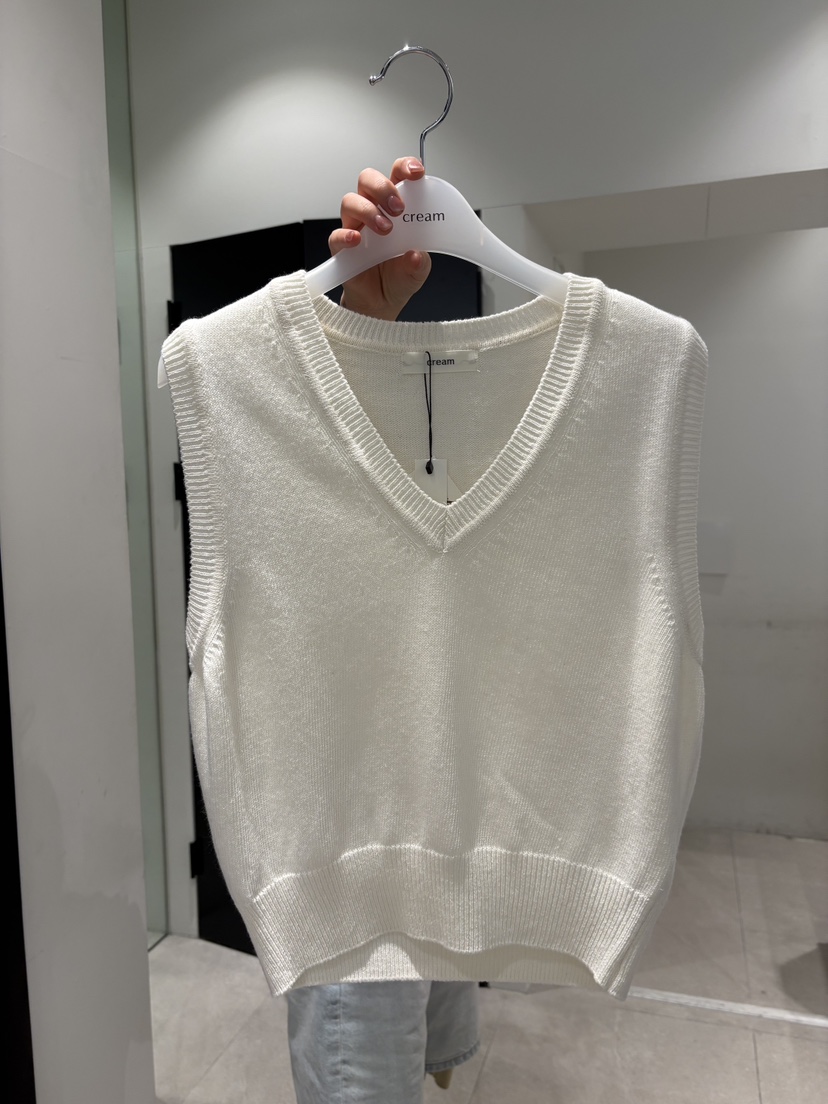 CREAM-P韓國直郵實拍女裝新款人氣職業時尚推薦吊帶背心CREAM-P吊帶/背心圖色1