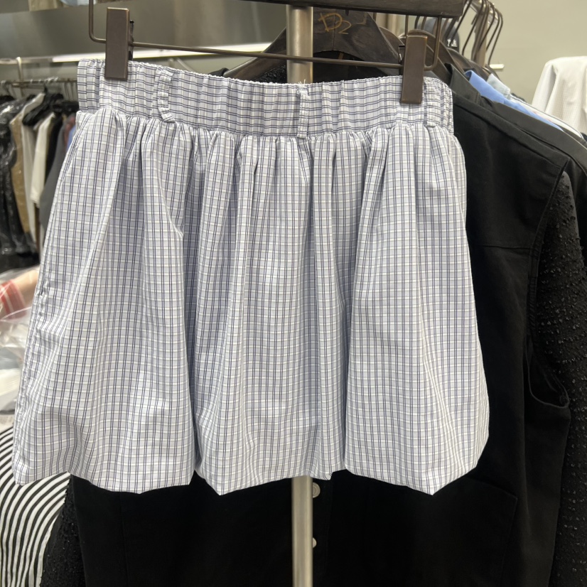 D2/A2東大門實拍韓國女裝新款熱賣26春夏，26夏季短裙不含腰帶格子D2/A2短裙