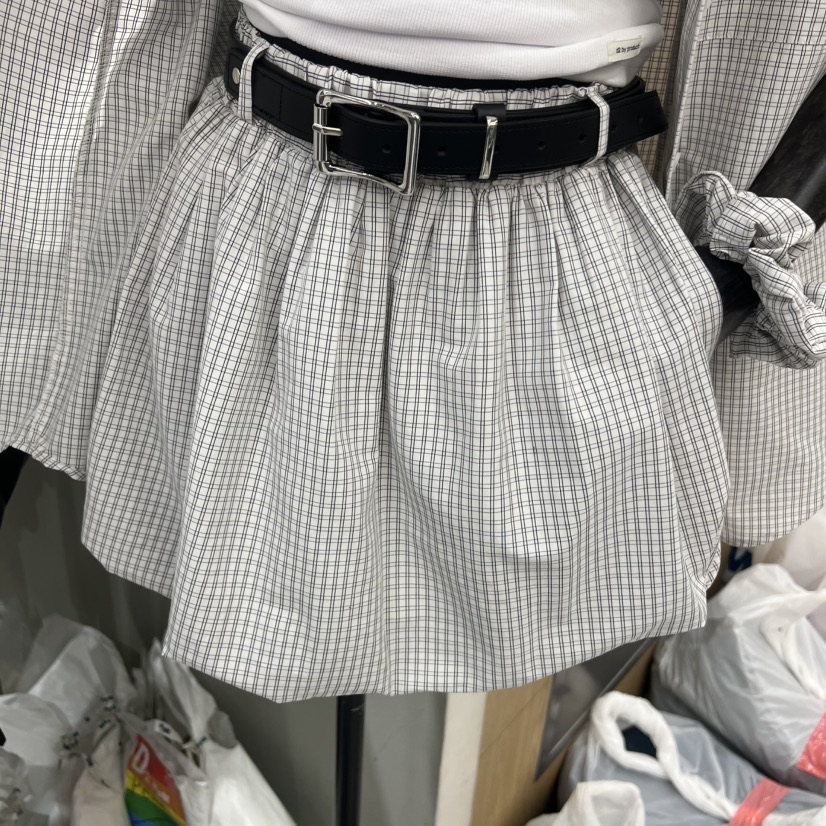 D2/A2東大門實拍韓國女裝新款熱賣26春夏，26夏季短裙不含腰帶格子D2/A2短裙圖色1白