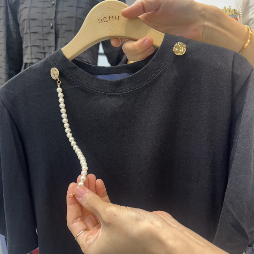 BUTTU/10 OCLOCK韓國代購女士新品職業26春夏，26夏季T恤BUTTU/10 OCLOCKT恤