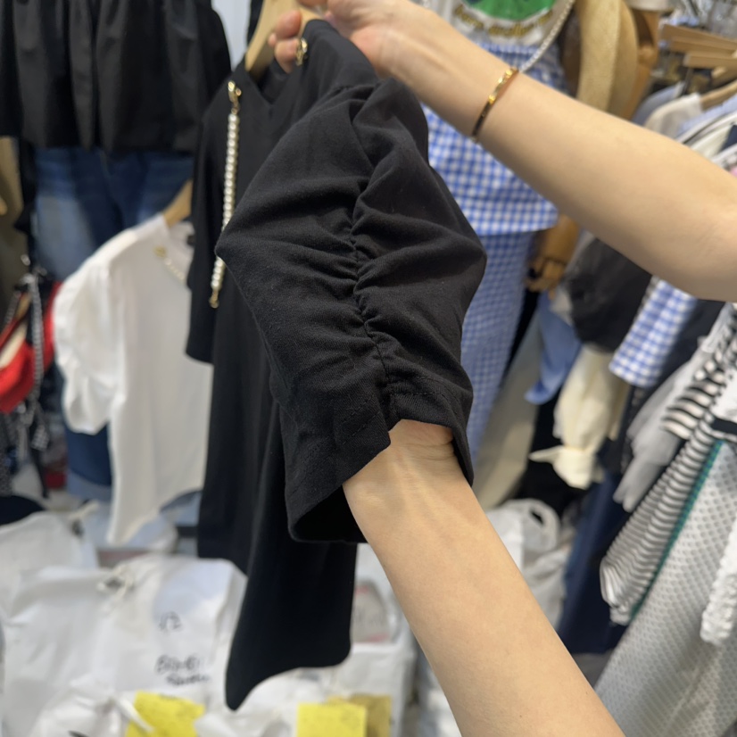 BUTTU/10 OCLOCK韓國代購女士新品職業26春夏，26夏季T恤BUTTU/10 OCLOCKT恤