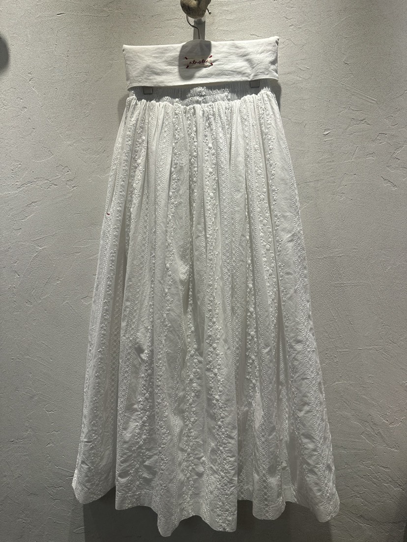 AT NOTE東大門實拍韓國女裝新品推薦人氣休閑熱賣長裙褶皺AT NOTE長裙圖色1