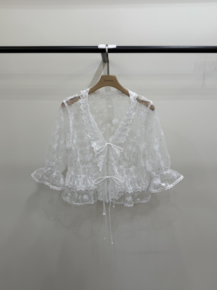 PERSON東大門實拍韓國女士新品人氣推薦襯衫蕾絲衫開衫繡花PERSON襯衫/蕾絲衫圖色1