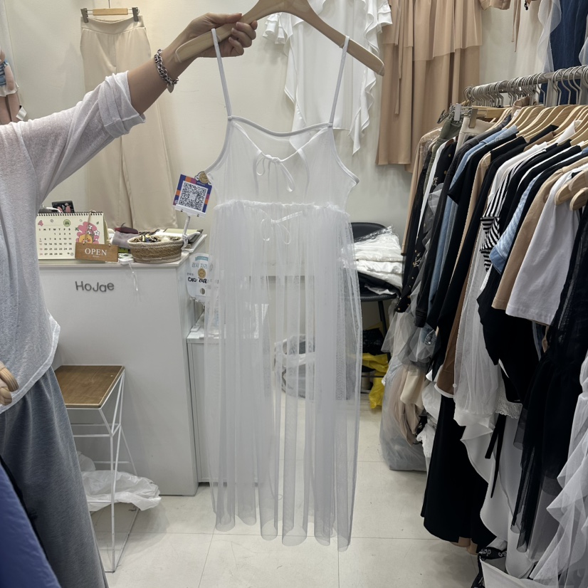 HOJAE韓國直郵實拍女裝新款26春夏，26夏季時尚人氣連衣裙MID-LEVEL JUMP連衣裙