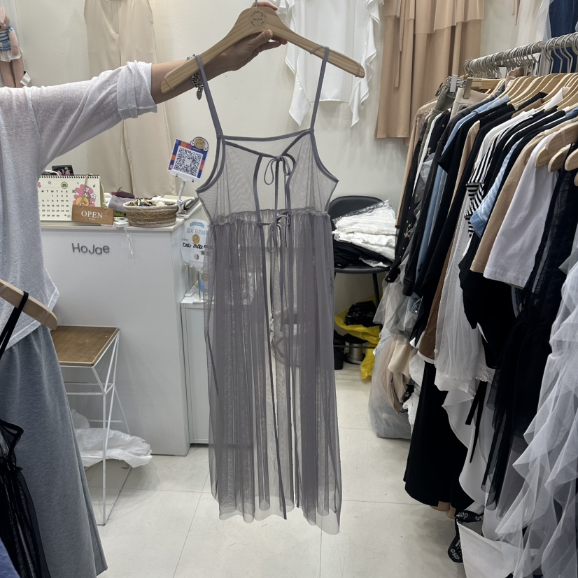 HOJAE韓國直郵實拍女裝新款26春夏，26夏季時尚人氣連衣裙MID-LEVEL JUMP連衣裙圖色3