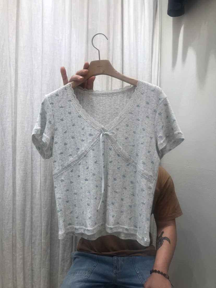 AHOY韓國東大門直郵女士新品休閑職業熱賣人氣時尚推薦T恤AHOYT恤圖色2