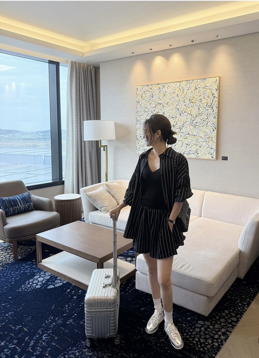 VERNI韓國直郵實拍女士新品職業26春夏，26夏季時尚人氣套裝VERNI套裝