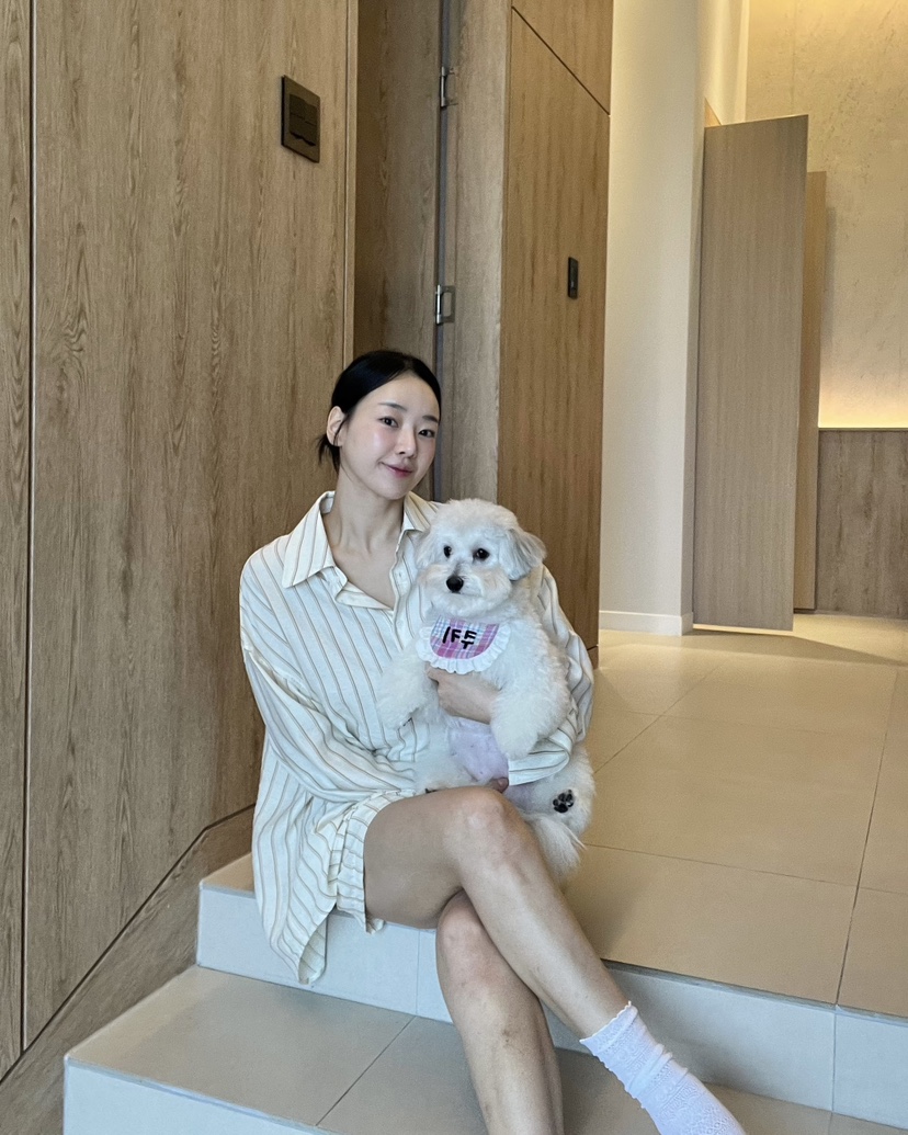 VERNI韓國直郵實拍女士新品職業26春夏，26夏季時尚人氣套裝VERNI套裝