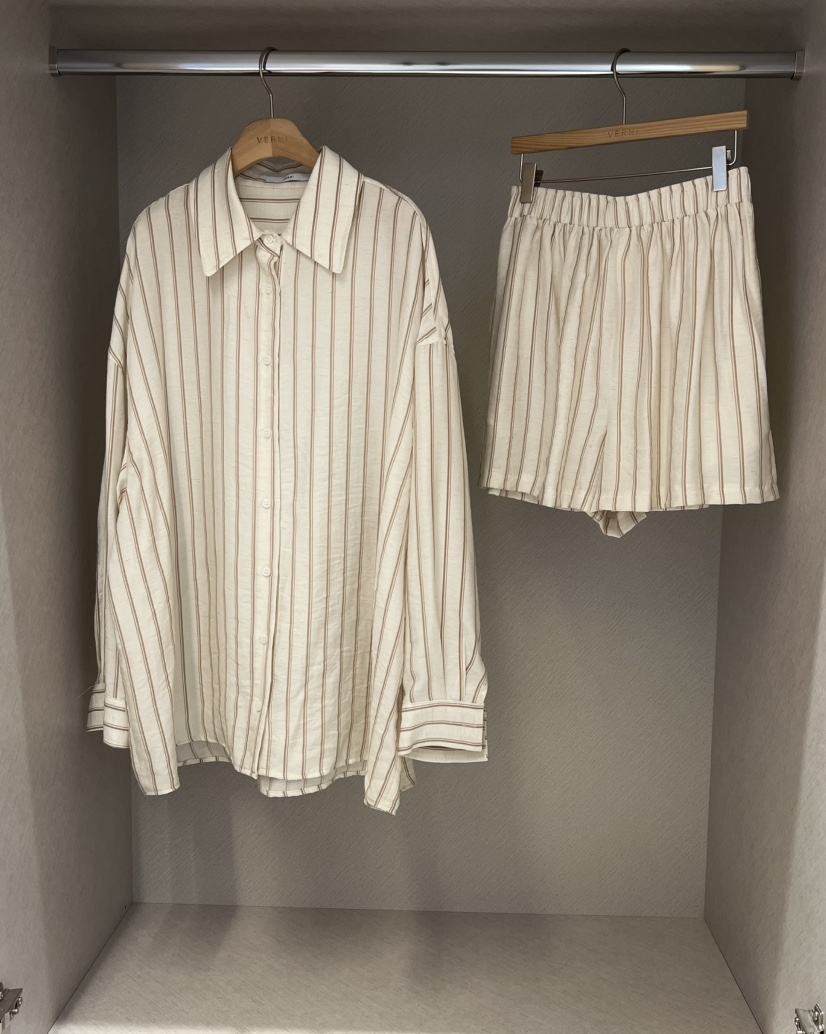 VERNI韓國直郵實拍女士新品職業26春夏，26夏季時尚人氣套裝VERNI套裝圖色1