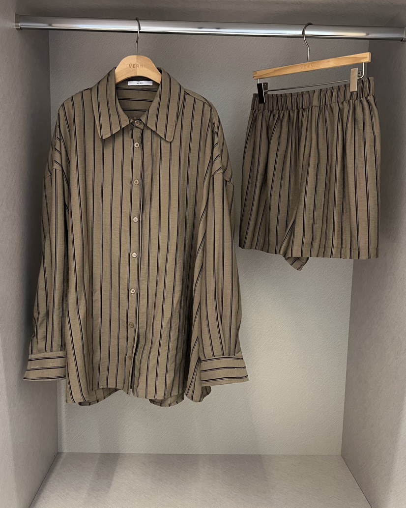 VERNI韓國直郵實拍女士新品職業26春夏，26夏季時尚人氣套裝VERNI套裝圖色2