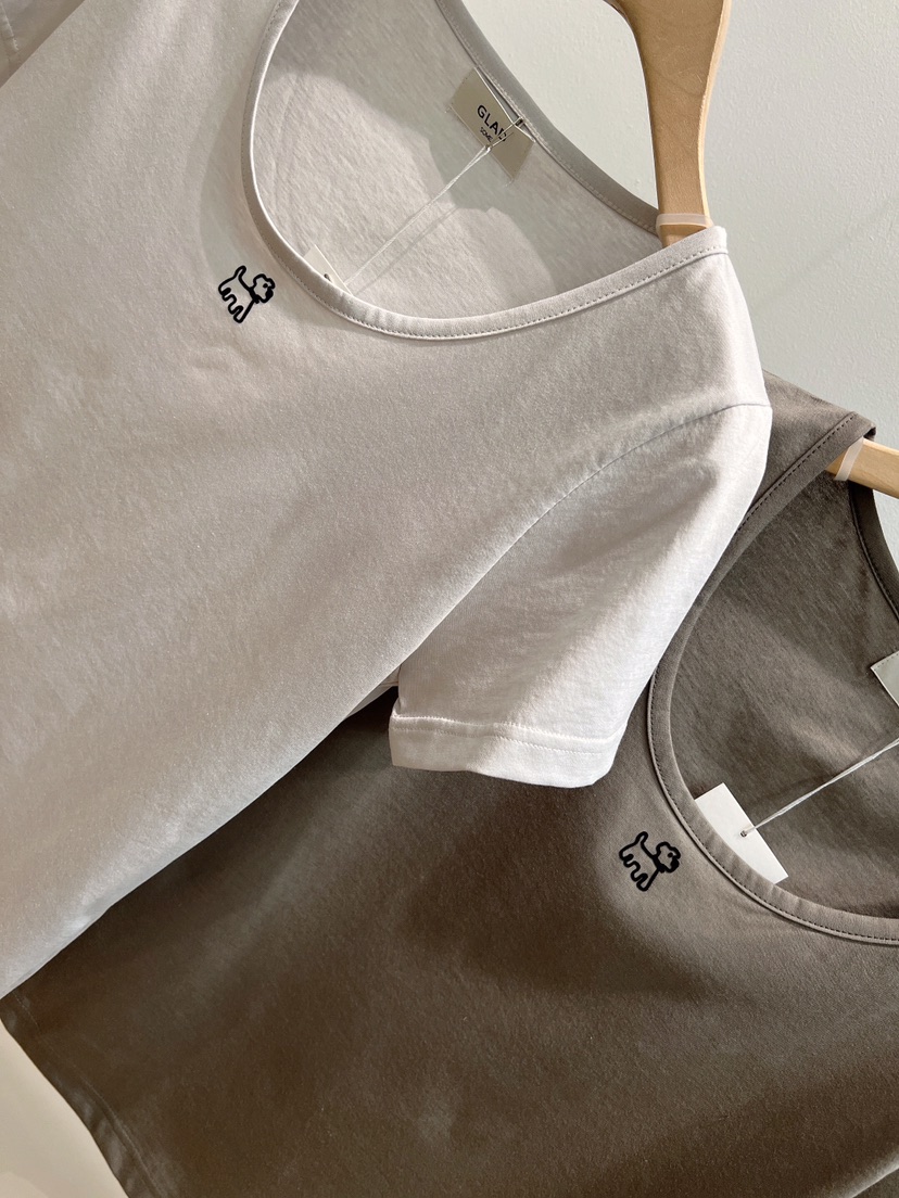 GLAD SOME韓國直郵女裝新品職業人氣熱賣休閑推薦26春夏，26夏季T恤GLAD SOMET恤