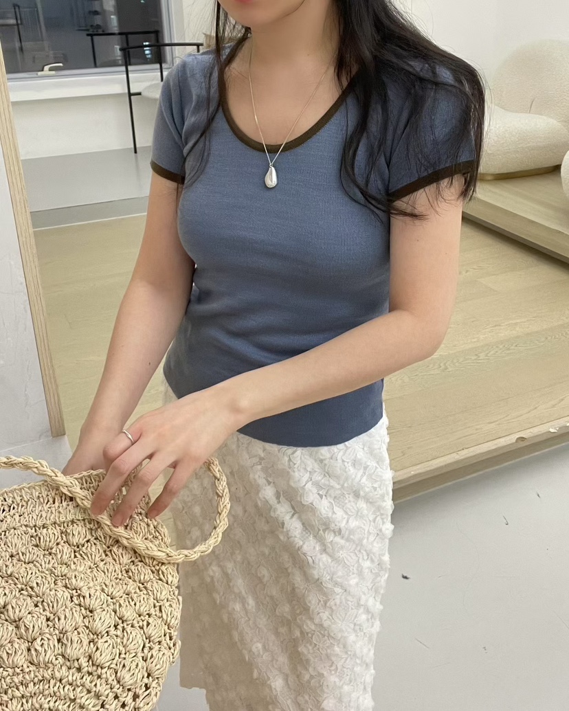 ALLVIBE韓國東大門直郵女士新款熱賣人氣26春夏，26夏季T恤ALLVIBET恤圖色1