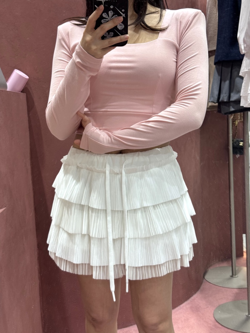 SLIT韓國直郵女裝新款熱賣26春夏，26夏季時尚推薦職業短裙SLIT短裙