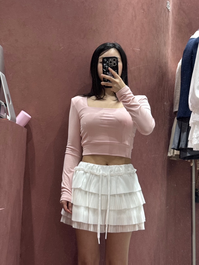 SLIT韓國直郵女裝新款熱賣26春夏，26夏季時尚推薦職業短裙SLIT短裙