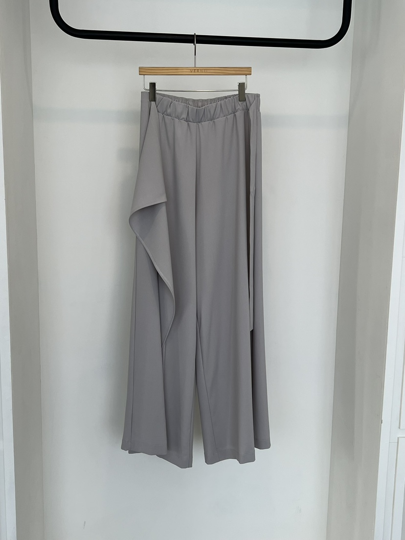 VERNI韓國直郵實拍女士新品推薦時尚人氣職業熱賣休閑套裝VERNI套裝