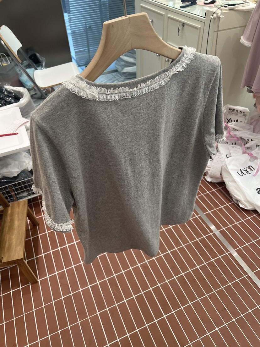 BE&amp;BE韓國直郵實拍女士新品人氣熱賣推薦時尚26春夏，26夏季T恤BE&beT恤